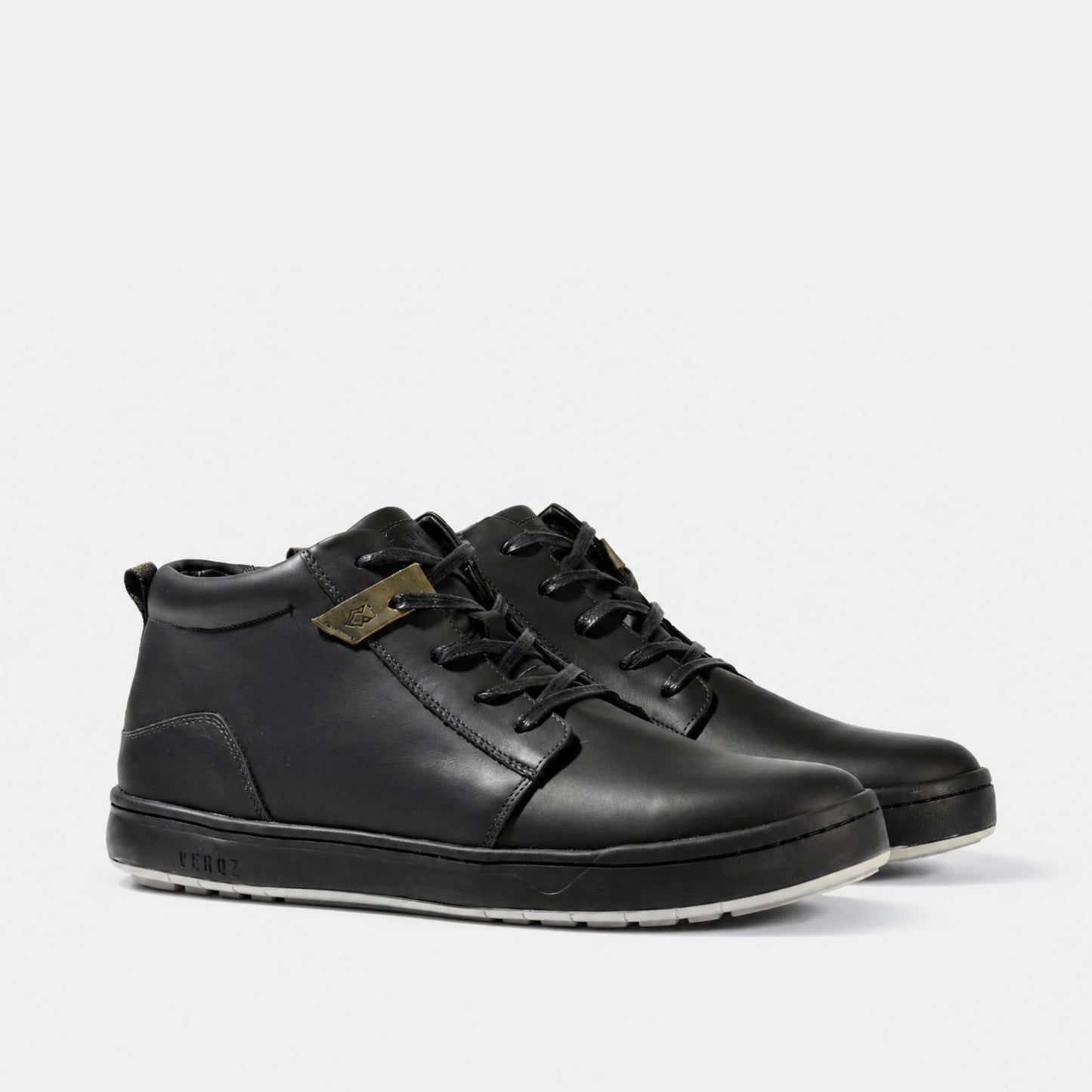 Zapatilla Mid Cuero Hombre Russky Mid - Negro